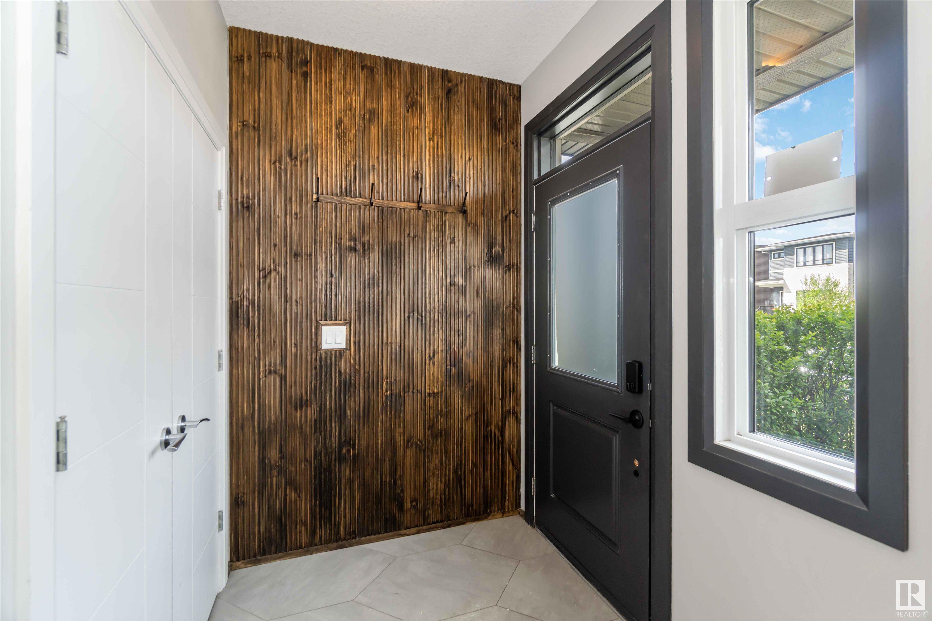Property Photo: 26 Kenton Way AB T7X 0P7