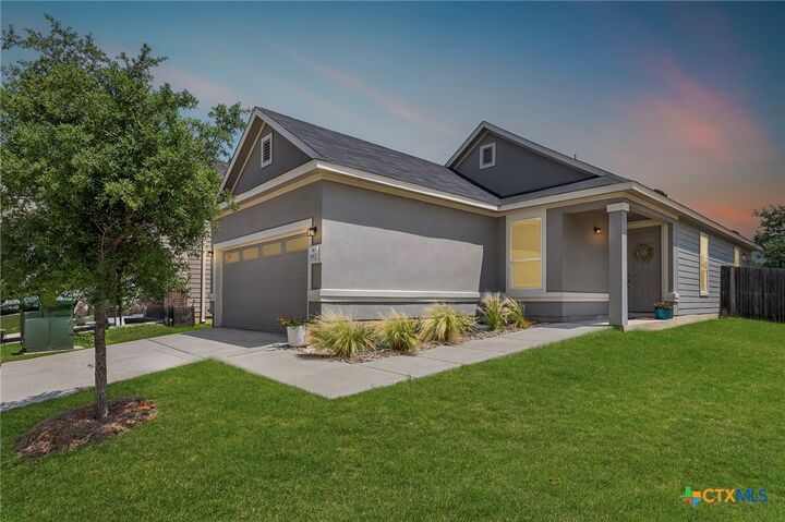 Property Photo: 14902 Ardilla TX 78217