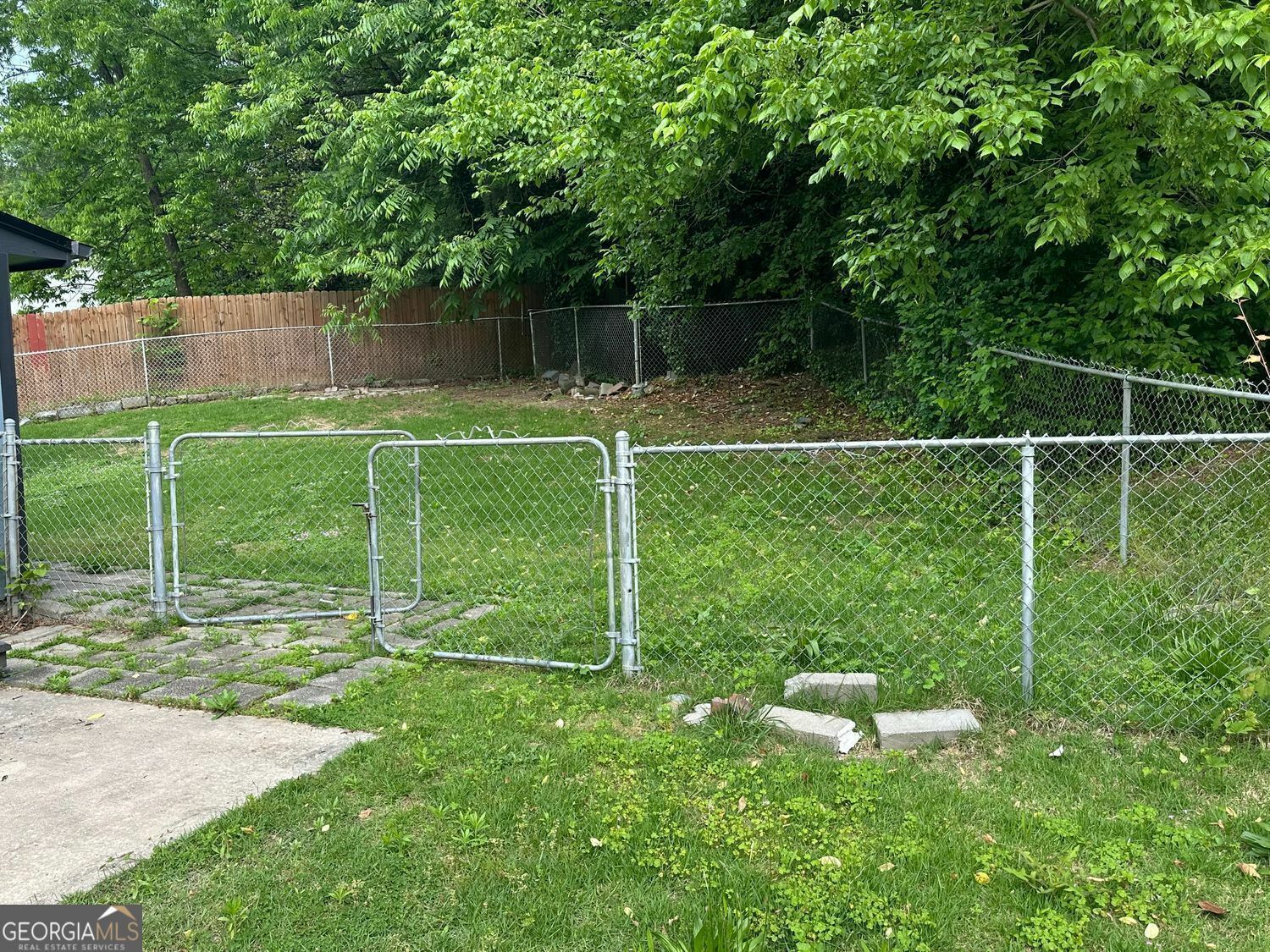Property Photo: 3730 Clovis Court NW GA 30331