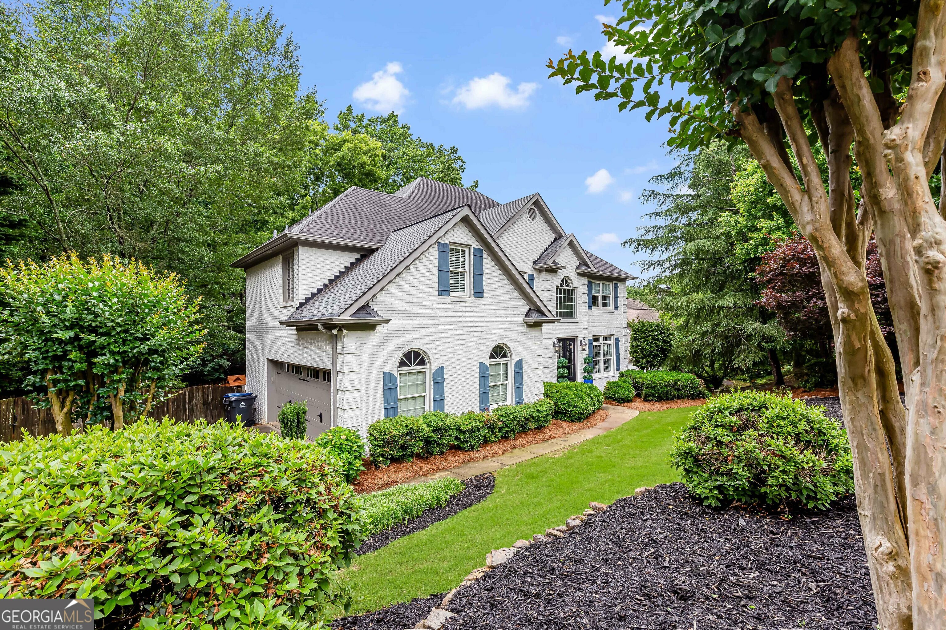 Property Photo: 220 Foxley Way GA 30075