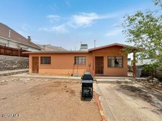 2005 Atlanta Avenue  El Paso TX 79902 photo