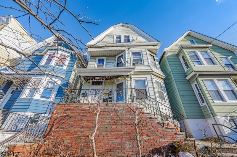 Property Photo: 435 N 2nd St NJ 07029