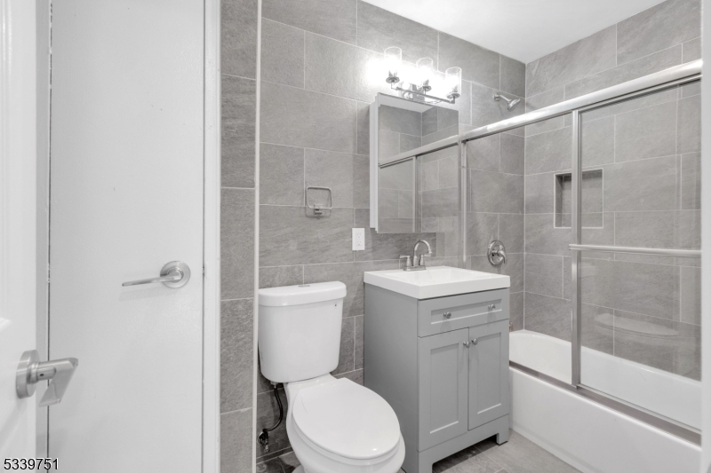 Property Photo: 557 S Broad St B4 NJ 07202