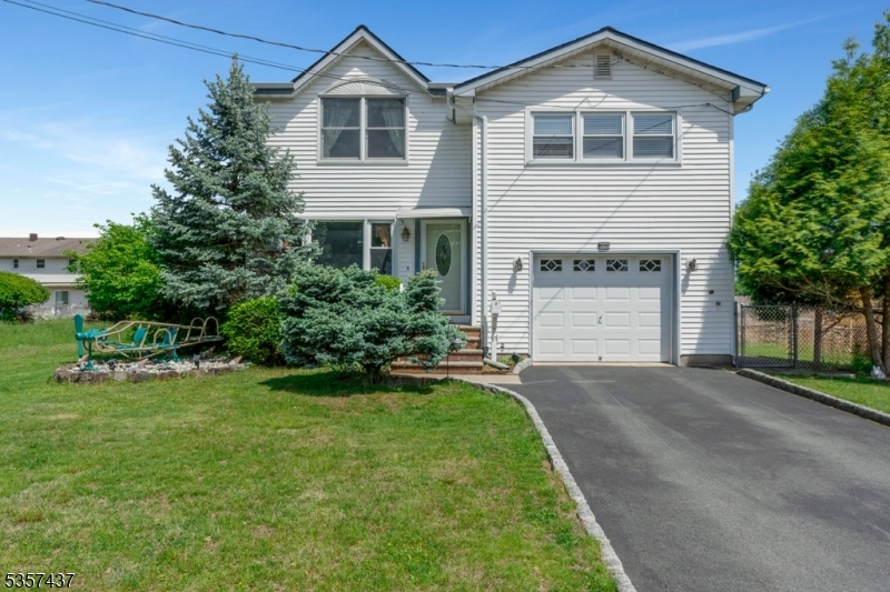 Property Photo:  124 6th St  NJ 08846 
