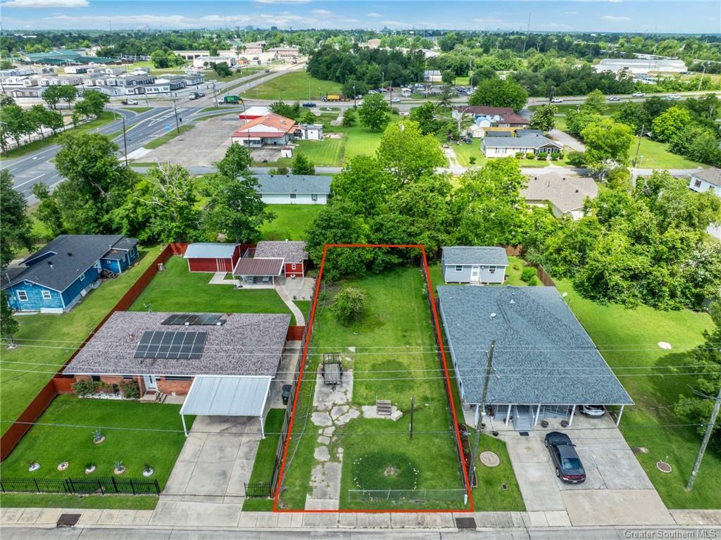 Property Photo: 308 S Grace Street LA 70615