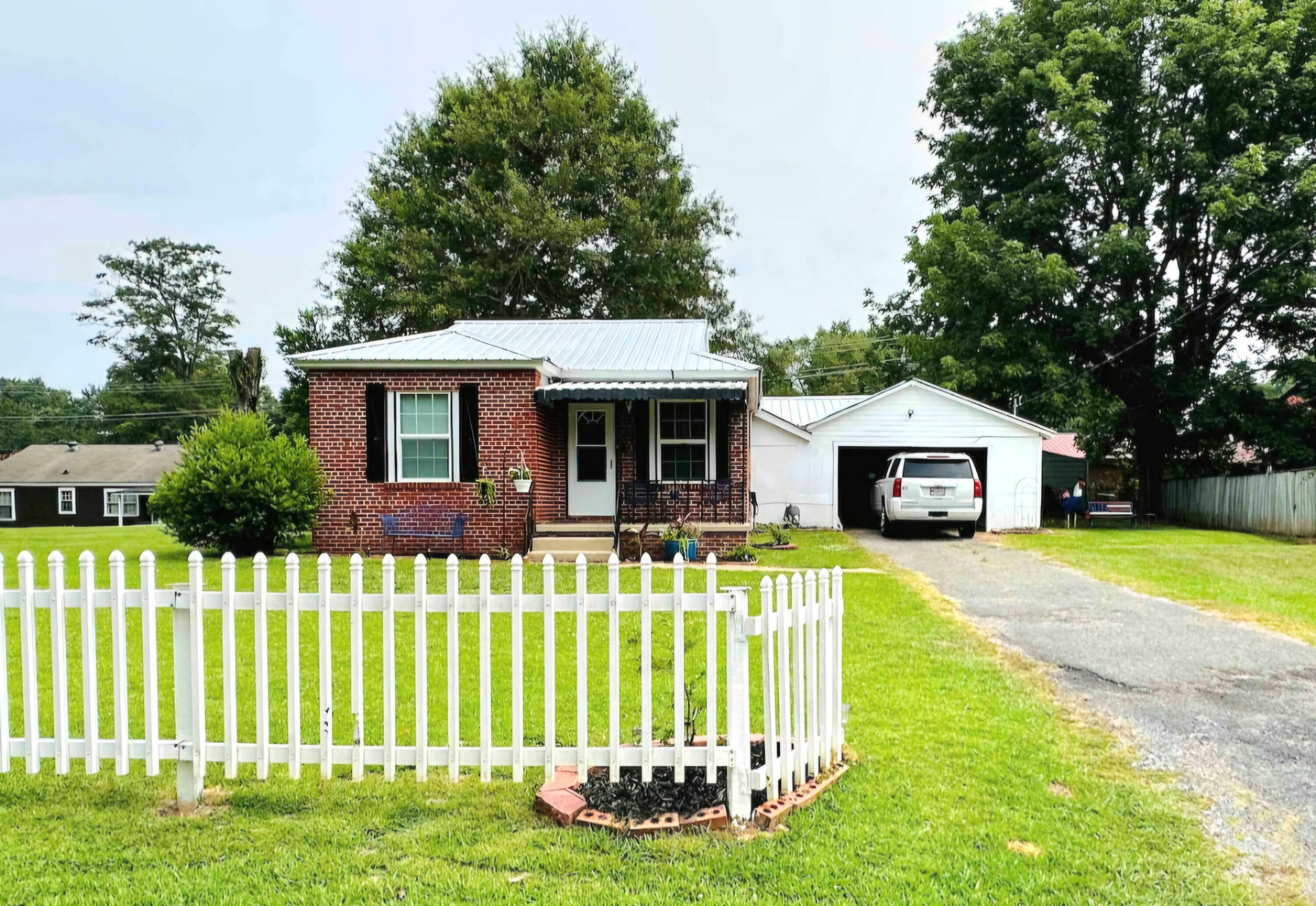 325 Breland St  Philadelphia MS 39350 photo