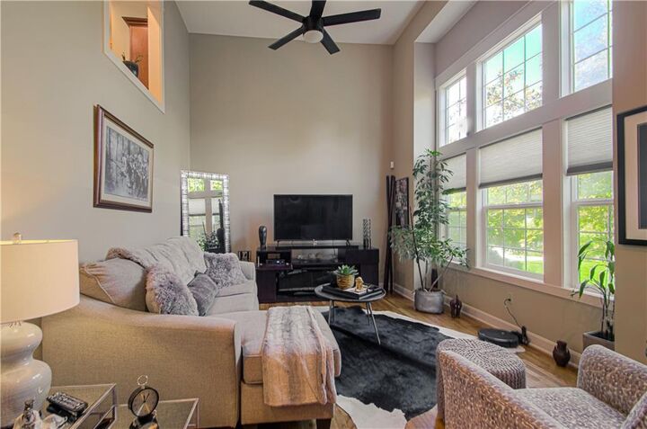 Property Photo:  2905 Gentry Park N/A  MO 64116 