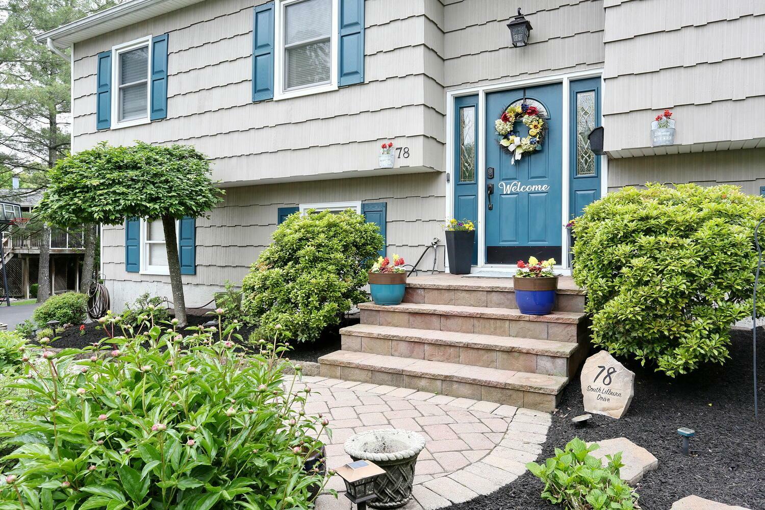 Property Photo: 78 S Lilburn Drive NY 10923