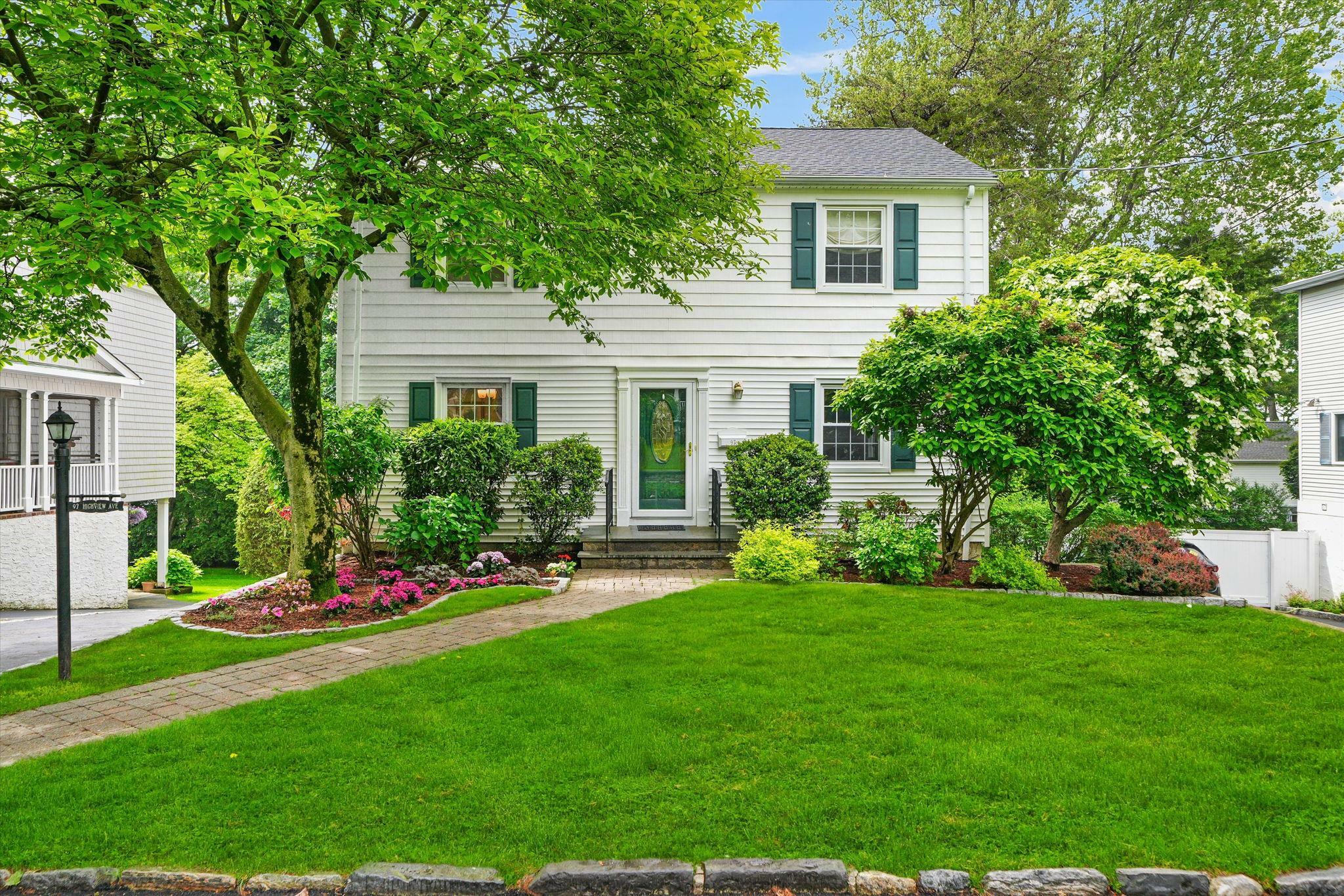 Property Photo: 97 Highview Avenue NY 10707