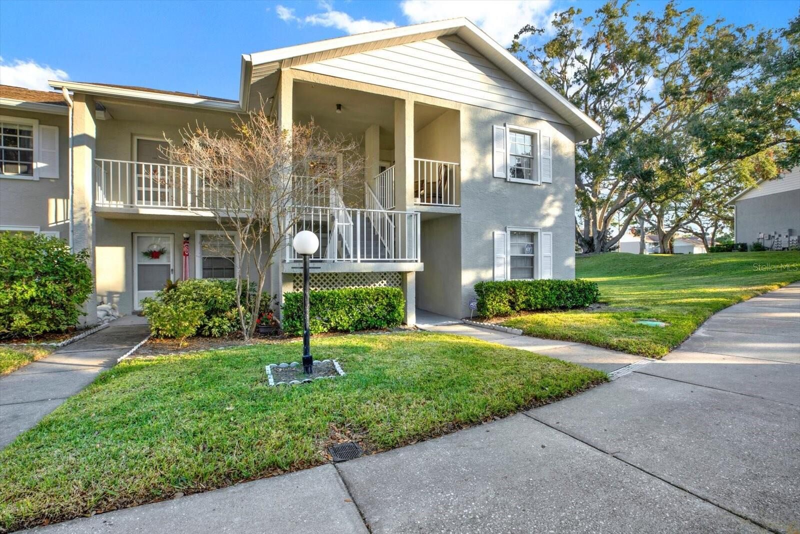 Property Photo:  1390 Oak Hill Drive 206  FL 34698 