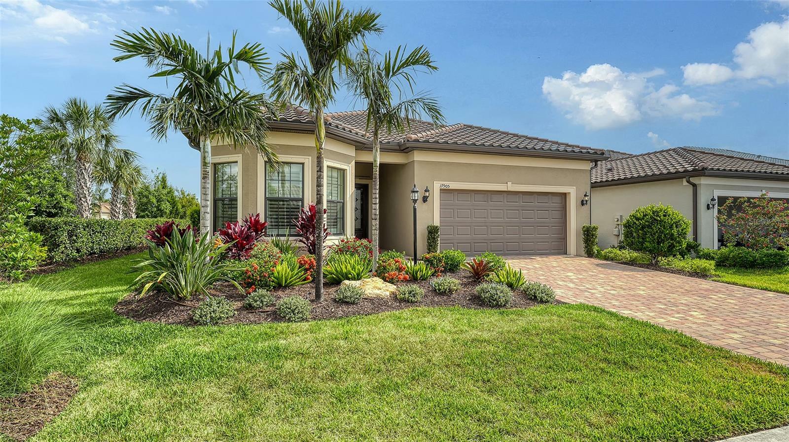 Property Photo: 17905 Waterville Place FL 34202