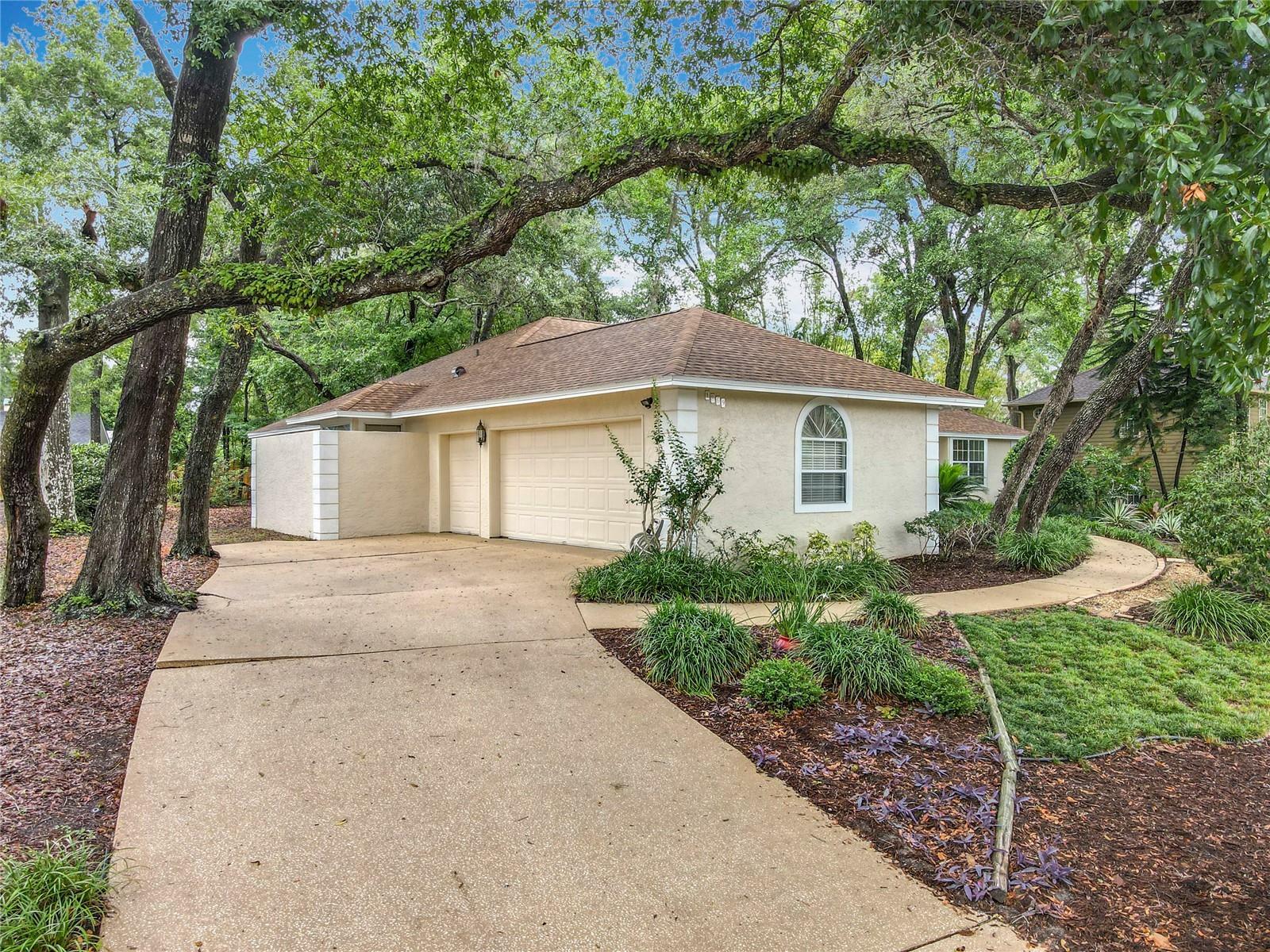 Property Photo:  1869 Eagles Rest Drive  FL 32712 