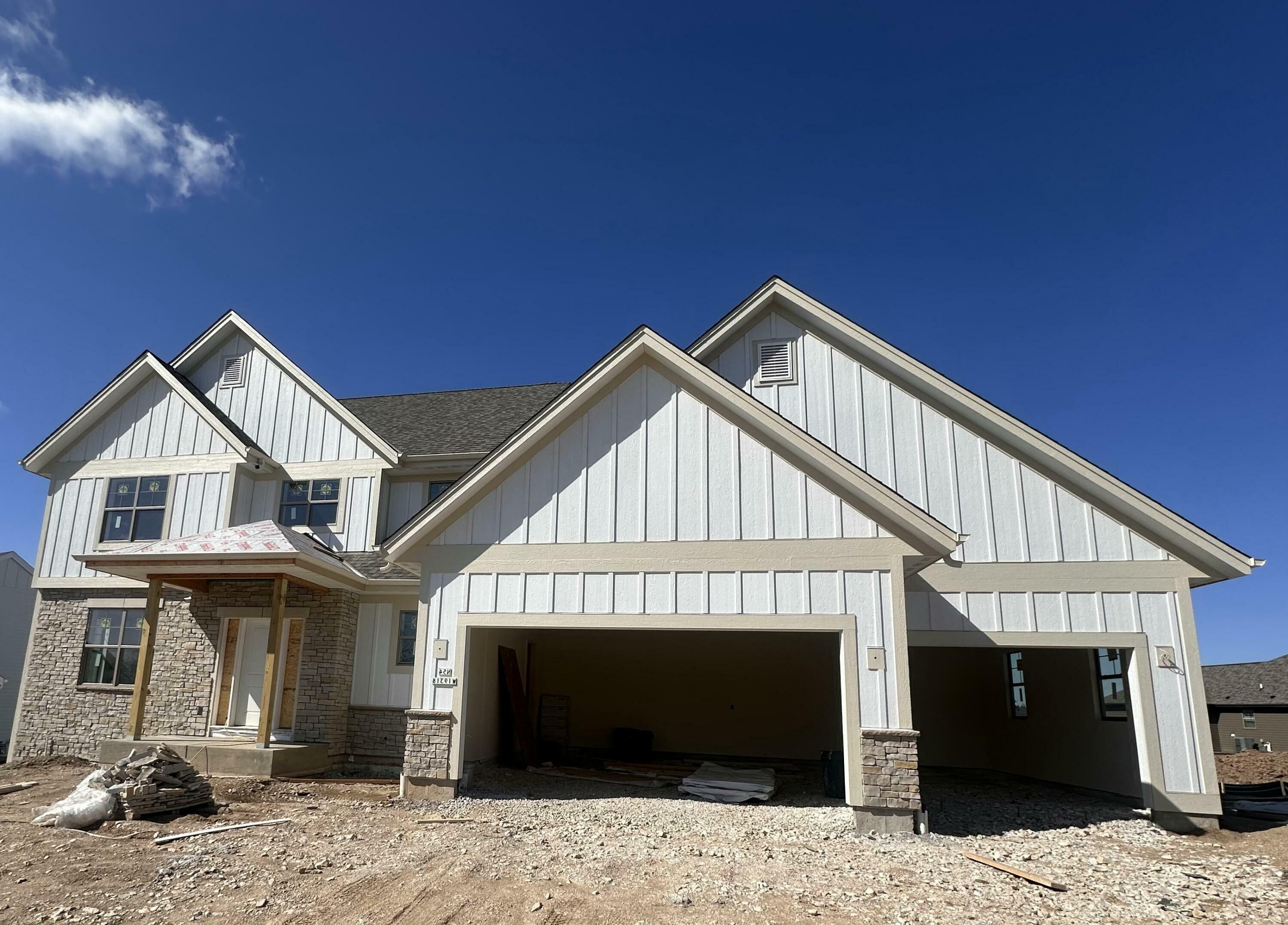 Property Photo: W194n5445 Broadwing Cir WI 53051