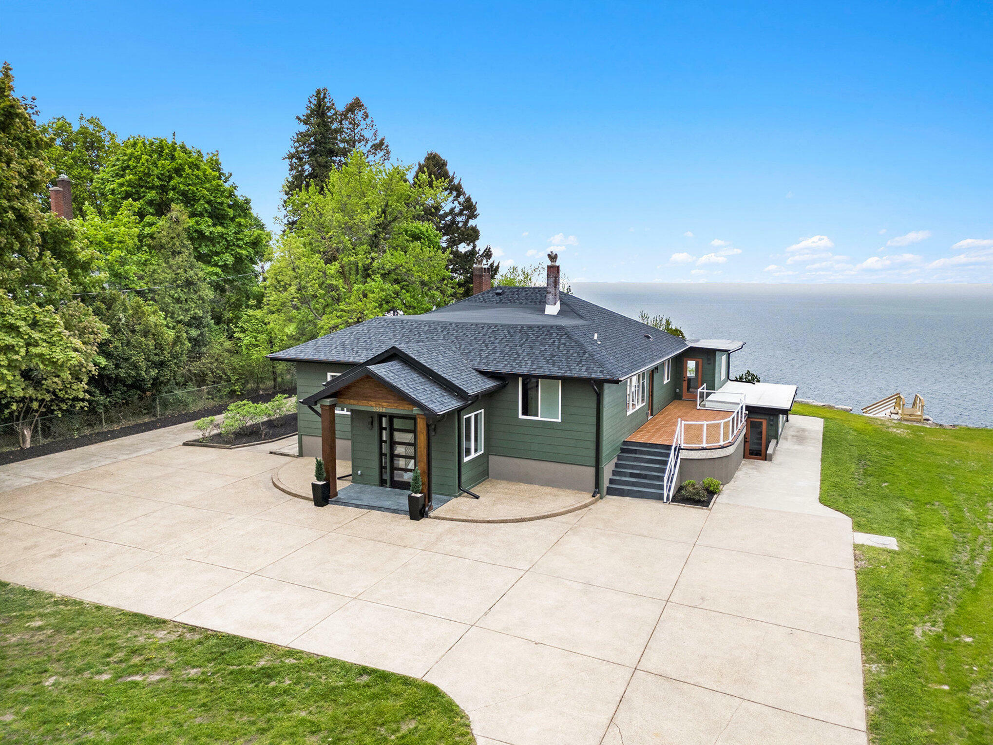 3500 Lakeshore Drive  St. Joseph MI 49085 photo