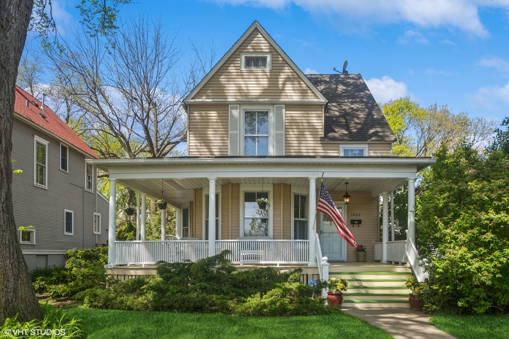 1022 Elmwood Avenue  Evanston IL 60202 photo