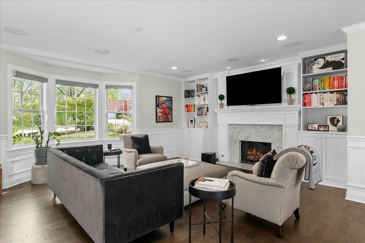 Property Photo: 265 Ivy Lane IL 60035