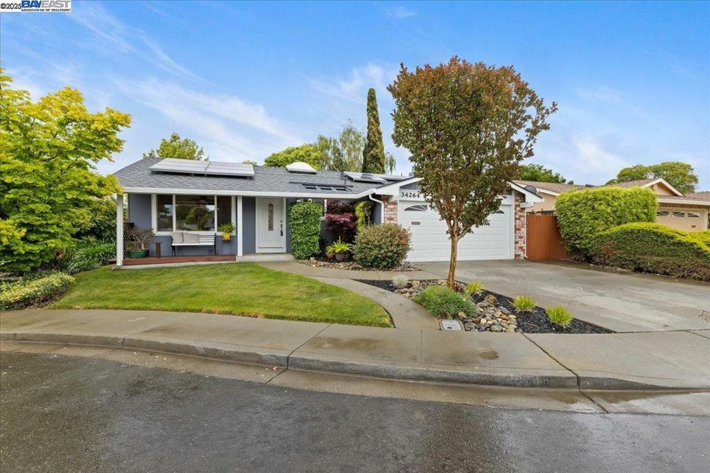 Property Photo:  34264 Atteridge Pl  CA 94555 
