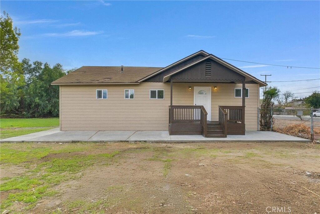 Property Photo:  10991 Pipeline Avenue  CA 91766 