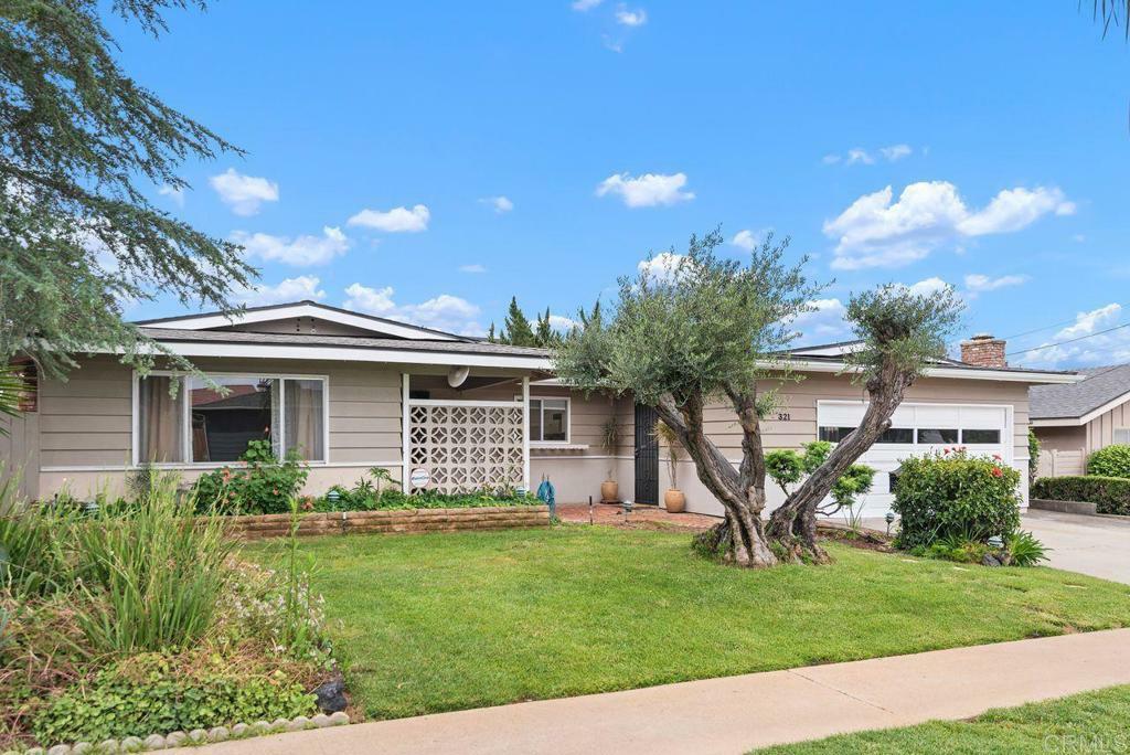 Property Photo: 321 Chestnut Lane CA 92025