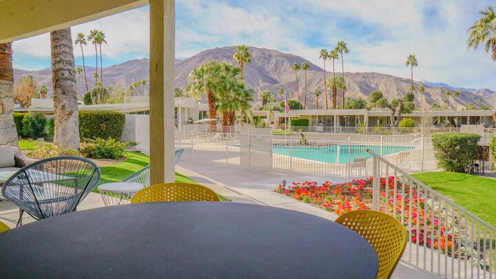 472 Sandpiper Street  Palm Desert CA 92260 photo