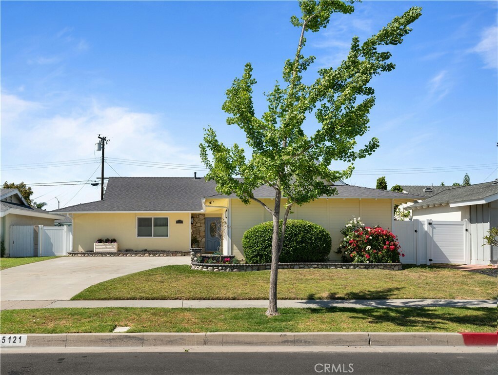 Property Photo: 5121 Howard Avenue CA 90720