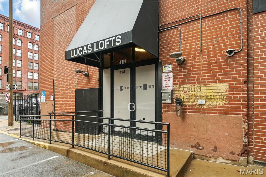 Property Photo: 1113 Washington Avenue 317 MO 63101