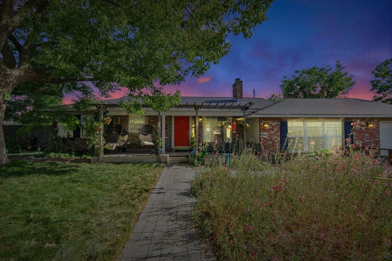Property Photo: 3640 Woodcrest Road CA 95821