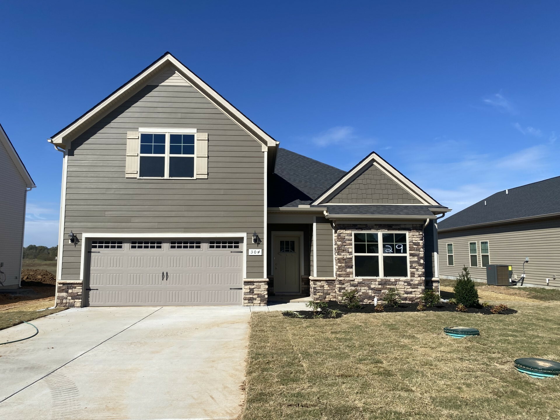 Property Photo: 350 Neartop Lane TN 37128