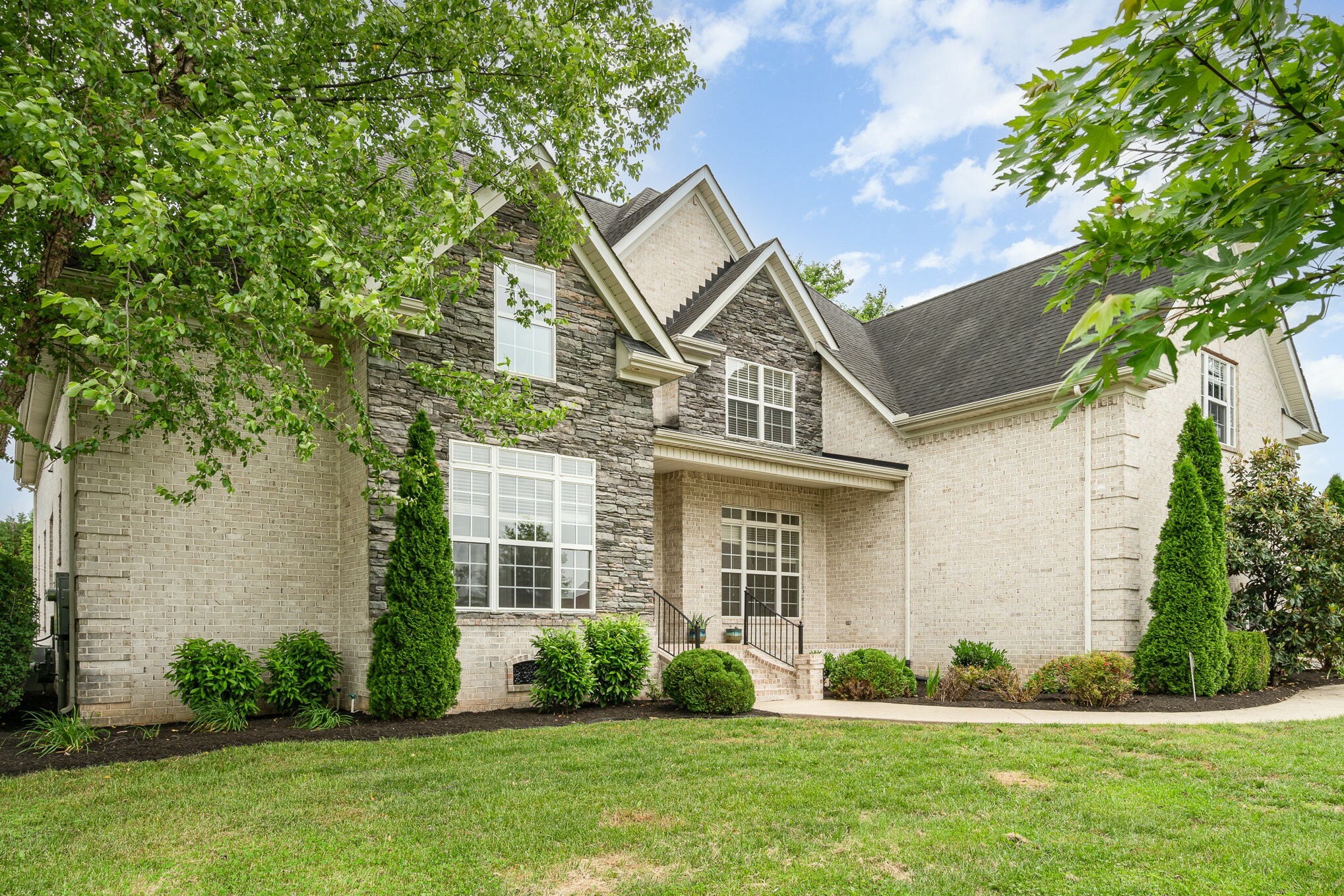 Property Photo: 2804 Battleground Dr TN 37129