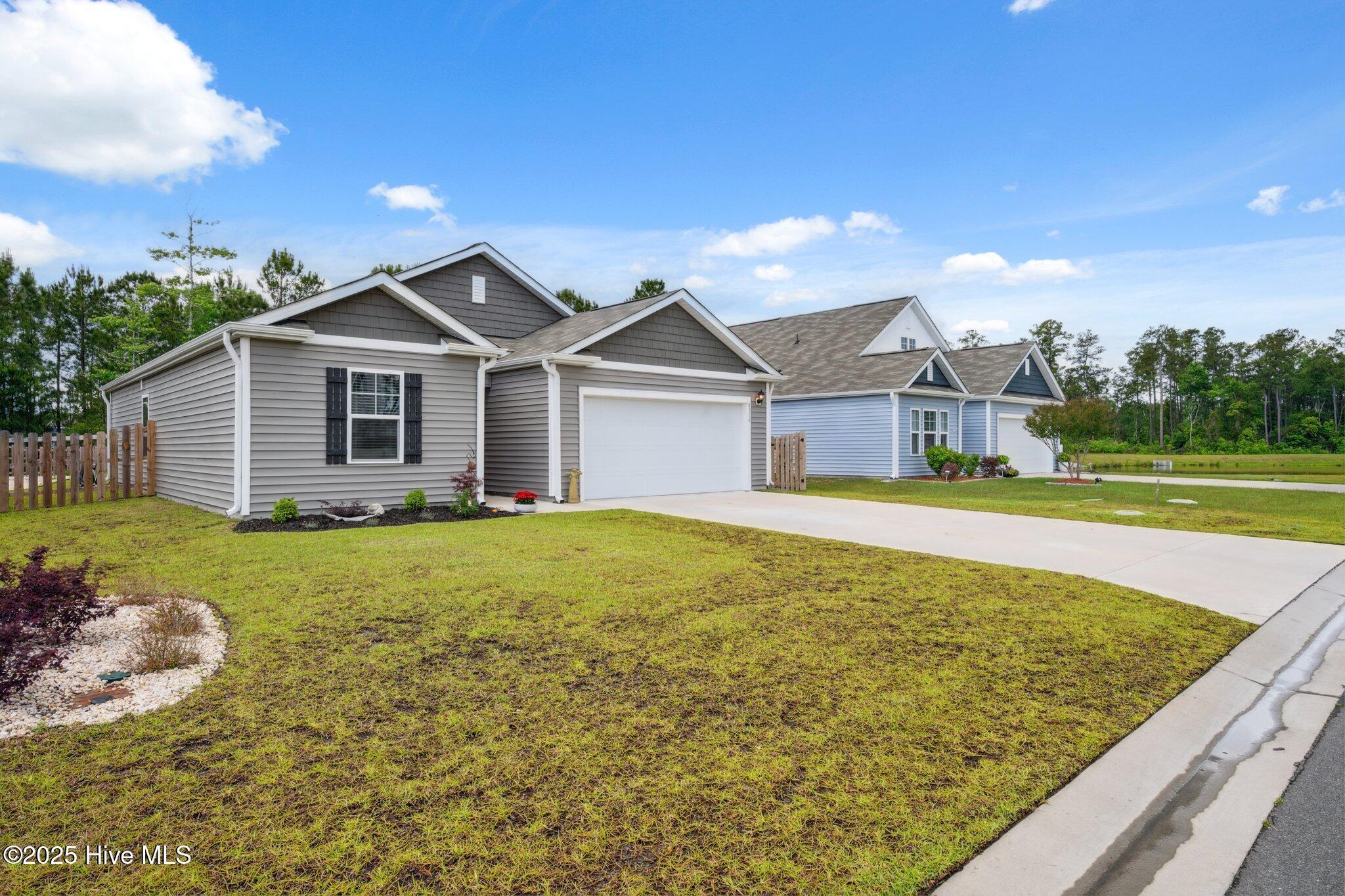 Property Photo: 8316 E Highcroft Drive NE NC 28451