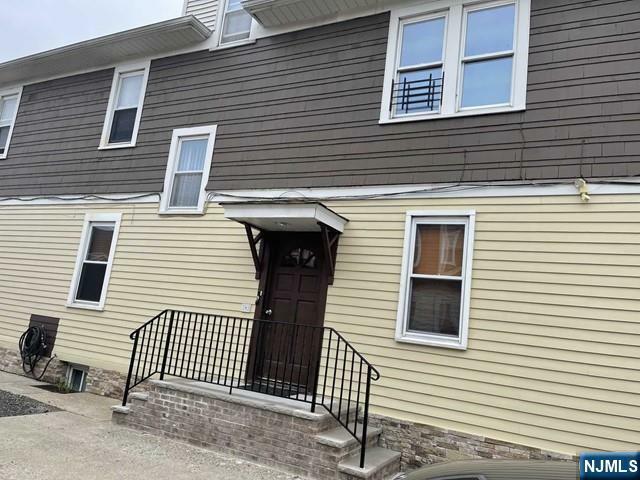 Property Photo:  130 Ray Street 1  NJ 07026 