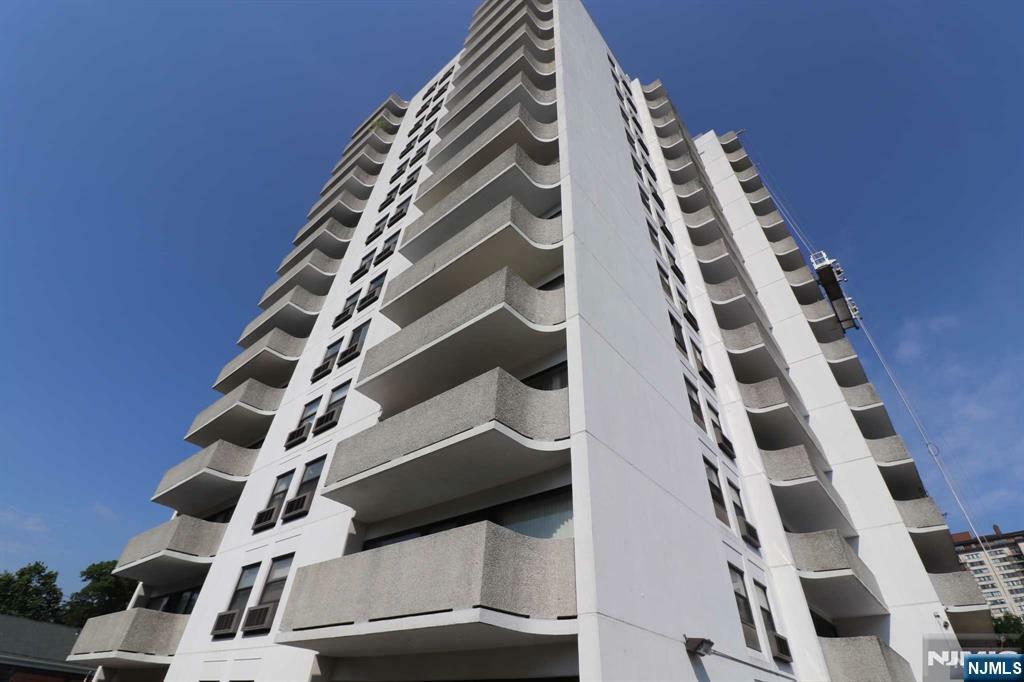 Property Photo: 1600 Center Avenue 7G NJ 07024