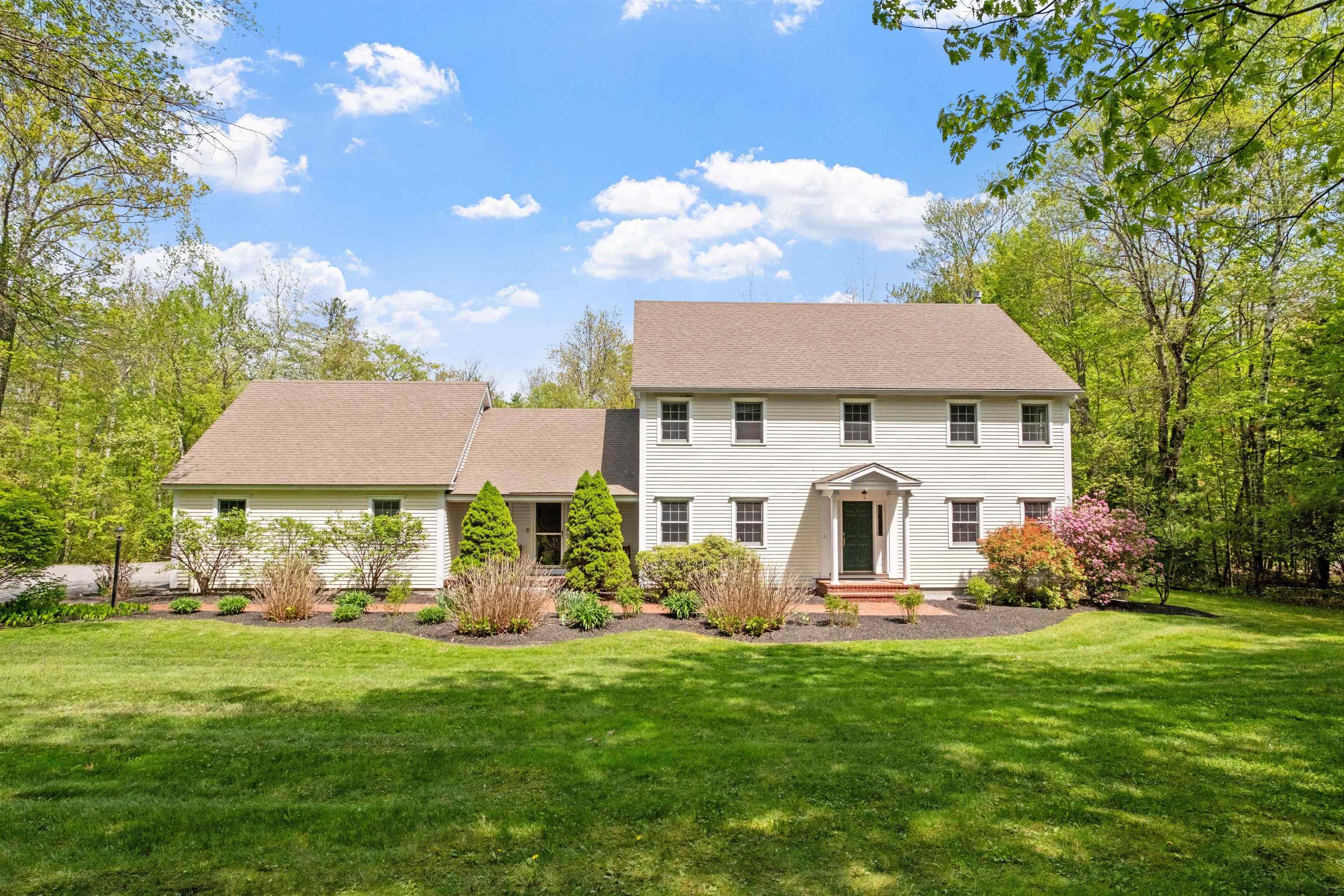 211 Hedgerose Lane  Hopkinton NH 03229 photo