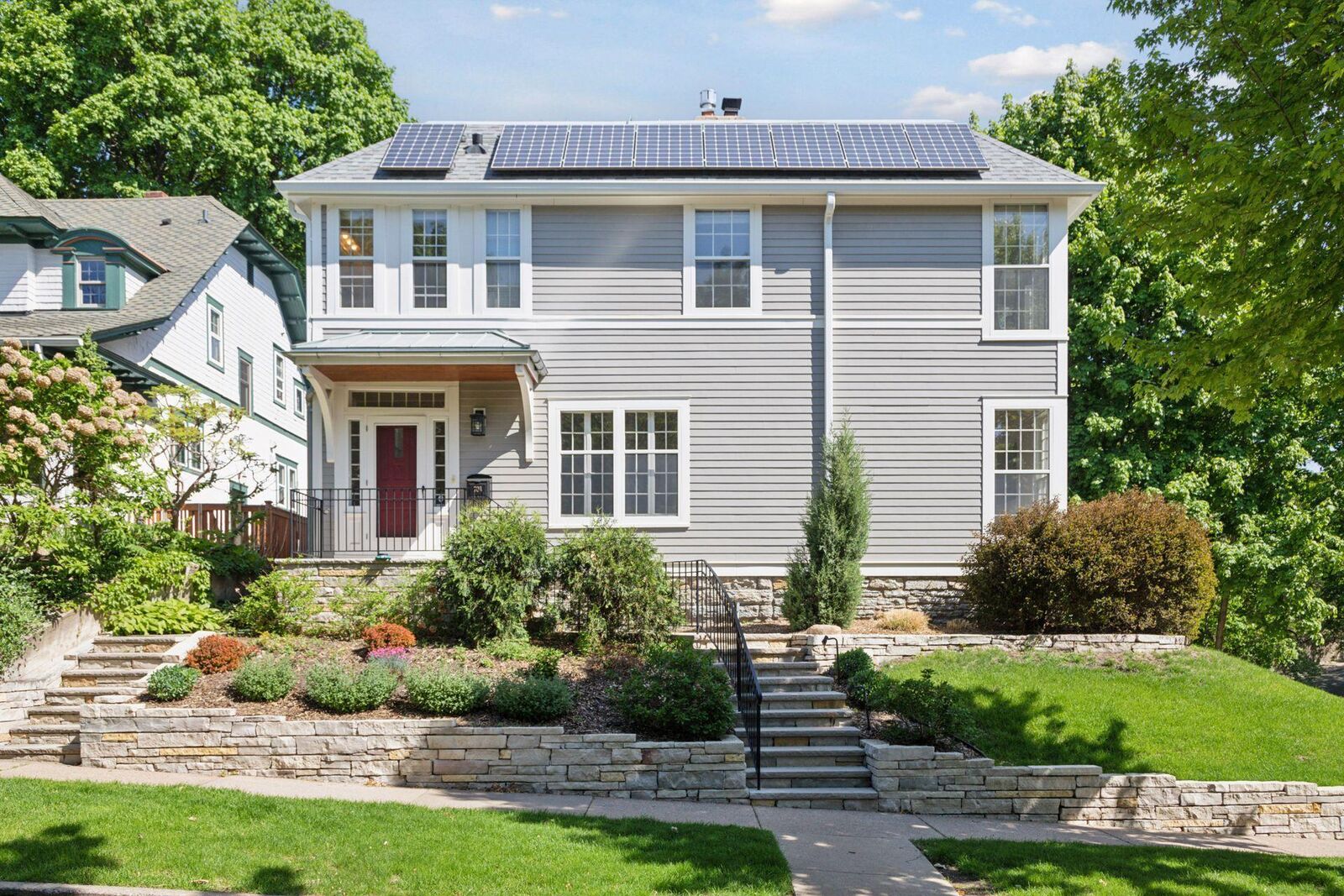 Property Photo:  703 Linwood Avenue  MN 55105 