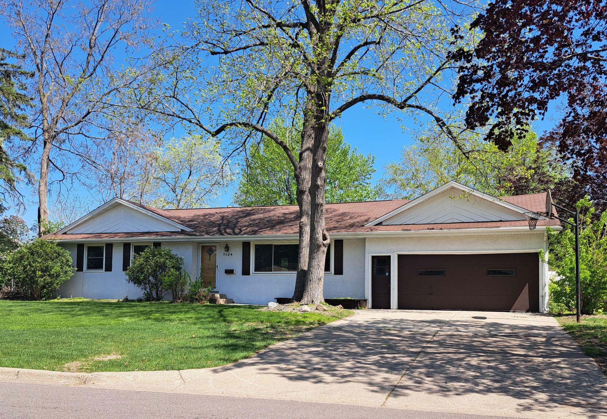 Property Photo: 7124 Kyle Avenue N MN 55429