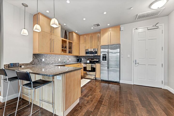 Property Photo:  401 W Watson Street 408  AR 72701 