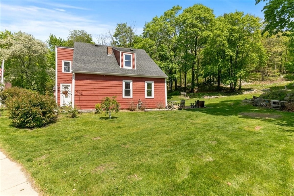 135 Hart St  Beverly MA 01915 photo