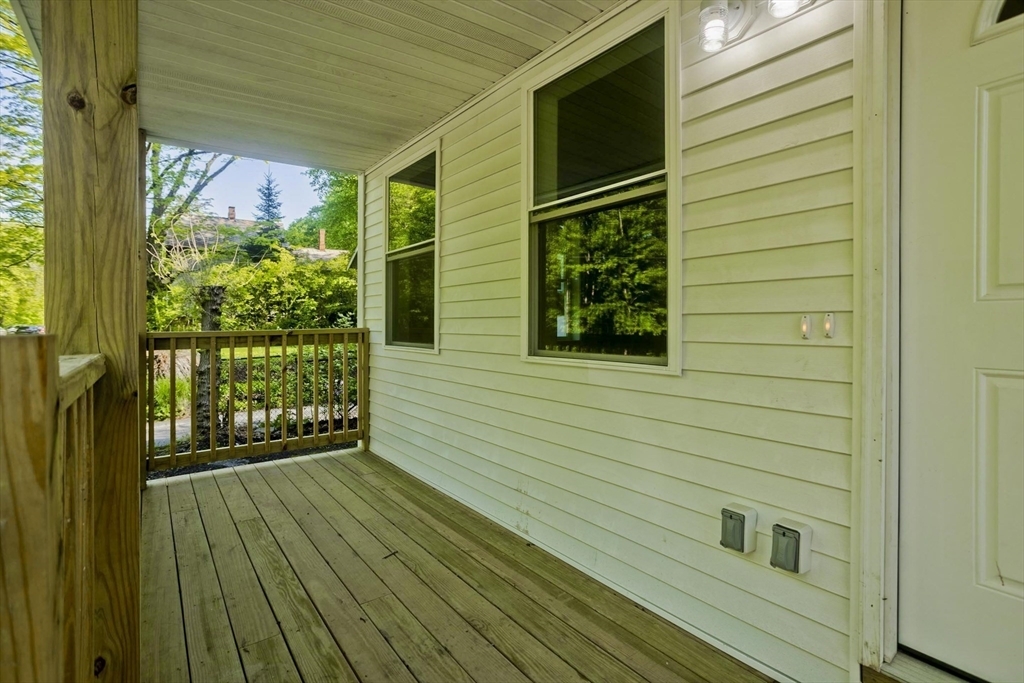 Property Photo:  231 Hope St  MA 01301 