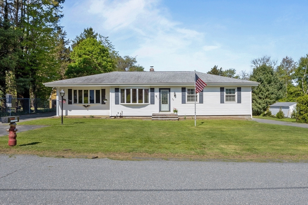 23 Mulberry Ln  Tiverton RI 02878 photo
