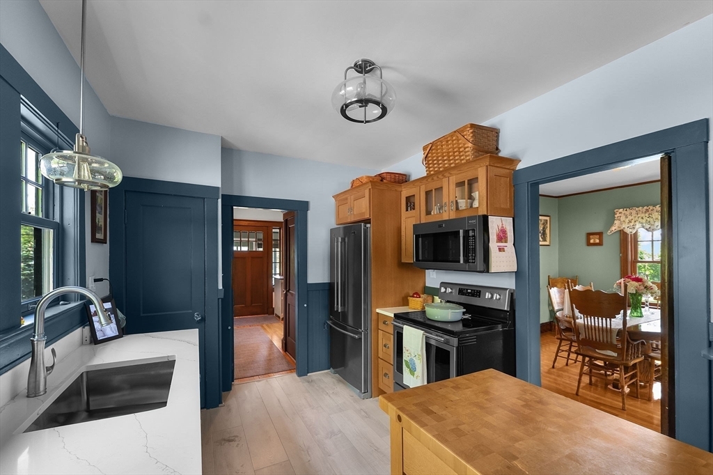 Property Photo: 296 N Main St MA 02025