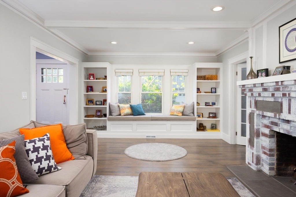 Property Photo: 35 Vineyard Rd MA 02459