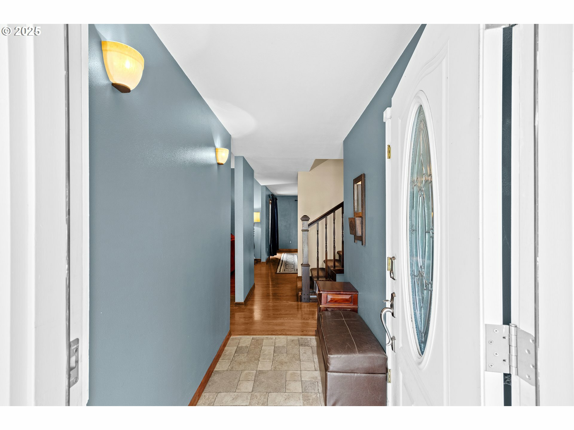 Property Photo: 9440 SW Washington Dr OR 97223