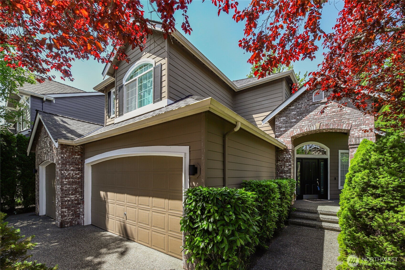Property Photo: 1003 272nd Place SE WA 98075