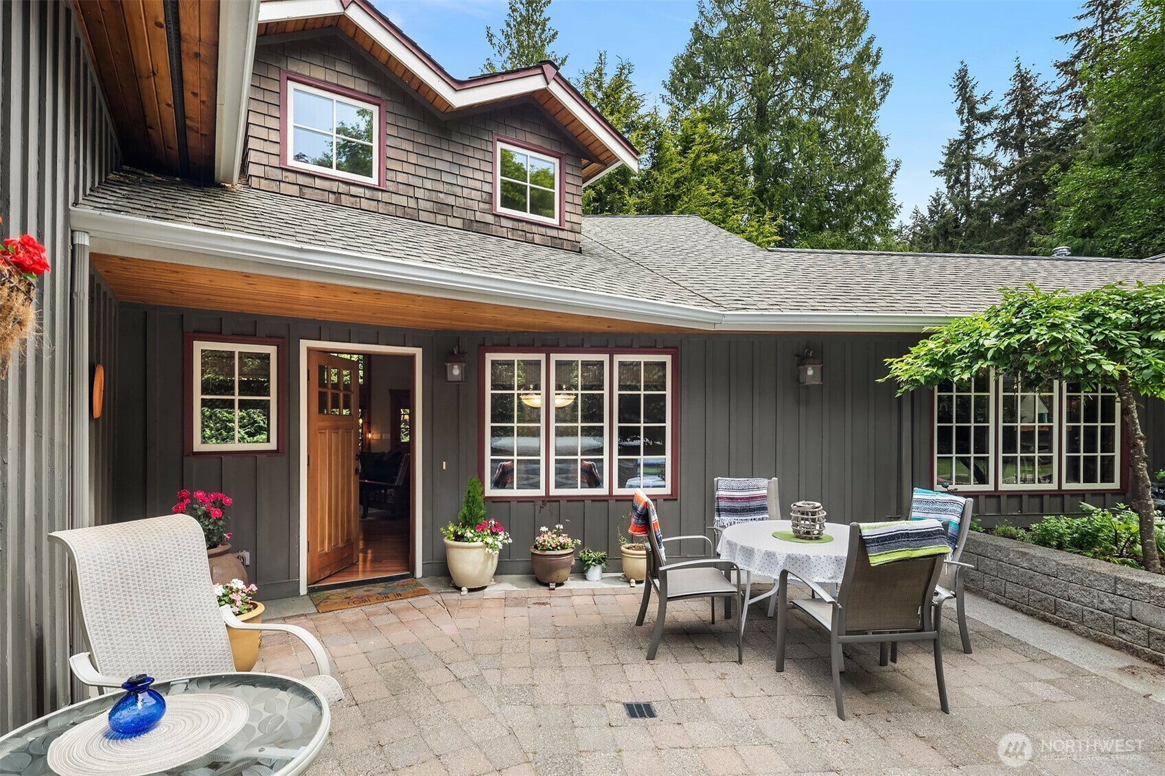 Property Photo: 10517 Robbers Roost Road WA 98020