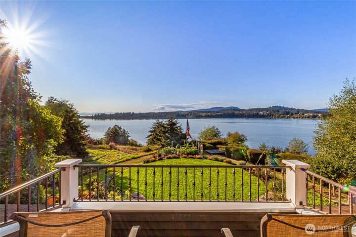 1935  False Bay Drive  Friday Harbor WA 98250 photo