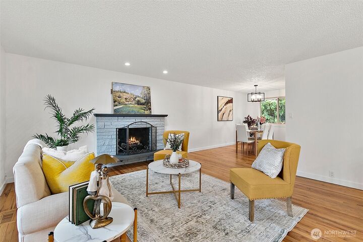 Property Photo: 3718 S 268th Street WA 98032