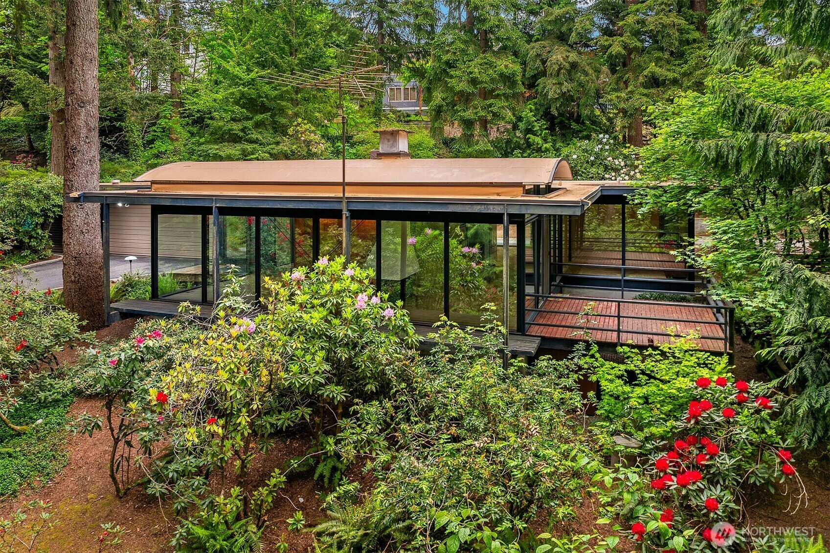 5422  153rd Avenue SE  Bellevue WA 98006 photo