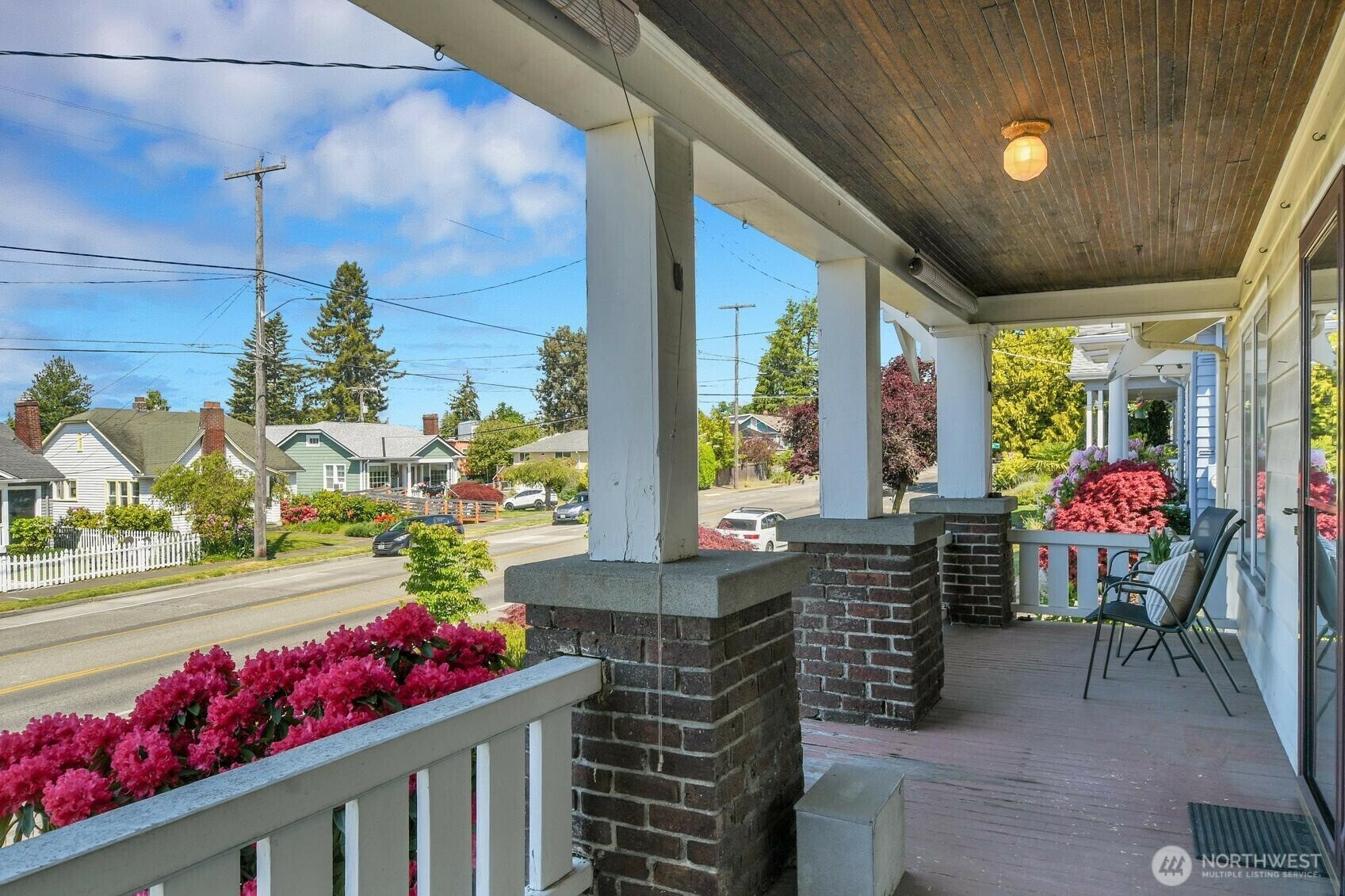 Property Photo: 6712 Fauntleroy Way SW WA 98136