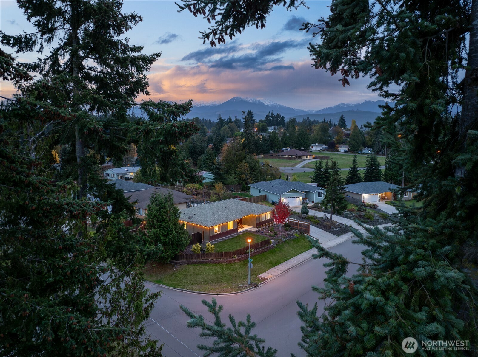 Property Photo: 1003 O Street WA 98363
