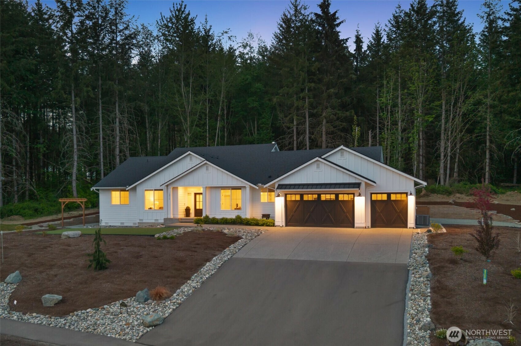 Property Photo: 10515 146th Avenue NE WA 98258